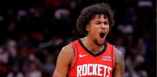 Kaiyun Sports-逆转雷霆豪取10连胜！火箭持续升空令诸强闻风丧胆