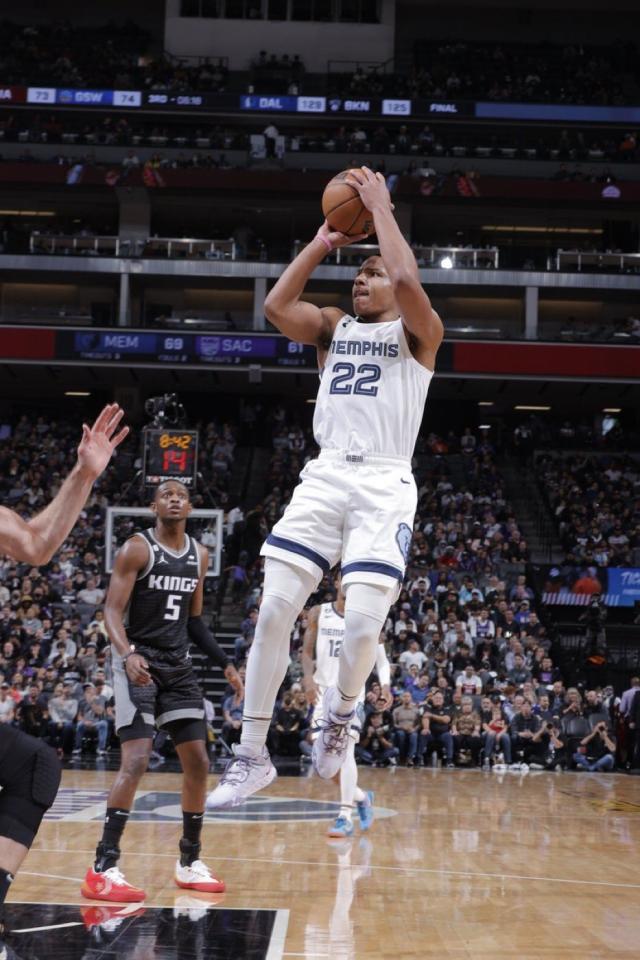 Kaiyun Sports-22记三分紧追库里 灰熊又养成一个全明星后卫？