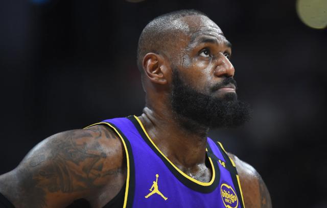 顶级防守激活湖人小阵容 40岁勒布朗要冲击一阵？