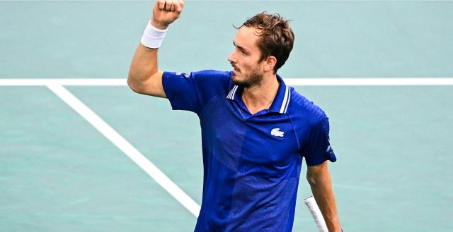 Kaiyun Sports-梅德维德夫四连胜兹维列夫 欲阻德约大师赛创纪录